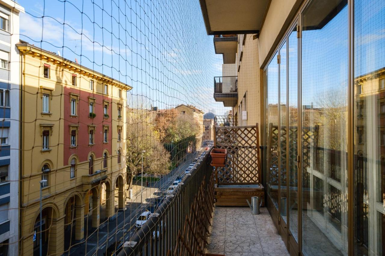 Boldrini Apartment With Balcony By Wonderful Italy بولونيا المظهر الخارجي الصورة